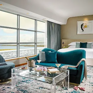 The G & Hotel